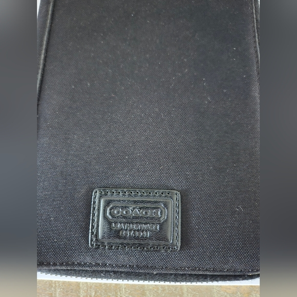 Coach Travel Passport Wallet Black Long Zipper Pockets Card Holders Slim - Picture 10 of 13